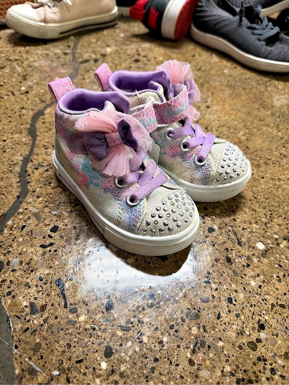 Skechers Twinkle Toes Light-Up High-Top Sneakers Kids Glitter High-Top Sneakers